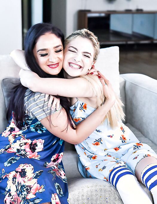 Sheena Ryder And Jane Wilde Pleasuring Horny Dude On The Couch