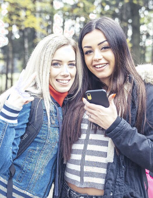 Martina Smeraldi And Nesty Get Eaten Out And Fucked Well