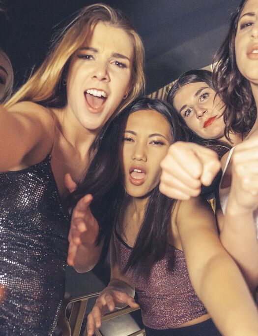 Asian Hottie Mai Thai Gets Fucked In Standing Position After Receiving Oral