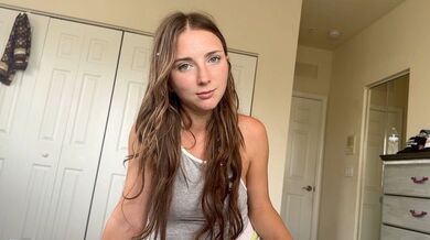 Squirting Step Sister cura la mia depressione ~ Macy Meadows ~ Household Fantasy ~ Scott Stark