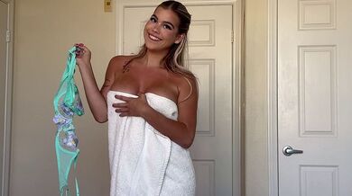 Feeling Like She’s Going To Fuck Me - Lilith Grace - S3XUS