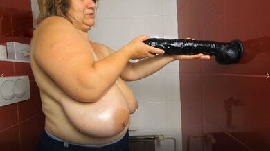 Granny with huge tits