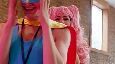 Game Star Falls For Pink - Pink Star