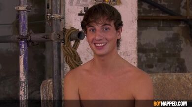 Il dominante Sean Taylor tormenta il sottomesso casper ellis