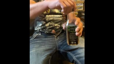 Urgent and desperate need to piss while doing computer work ( I desperately piss in tea bottle)