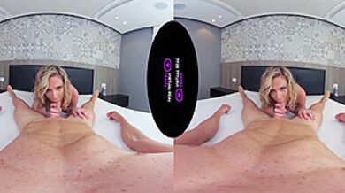 Sneaking Into The Pool With Virtual Reality