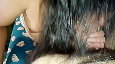 Bhabhi Released The Water Of The Penis In Her Mouth