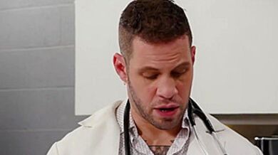 Shemale Patient Get Thorough - Kalli Grace