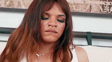 Shenis Stroking Madness In Climactic Finale