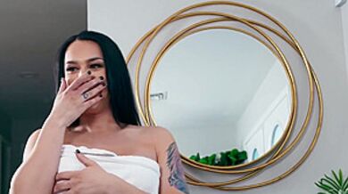 Khloe Kay - Rental Misunderstanding Leads To Joy