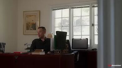 Client Elana Bunnz Learns It's Polite To Ask For More