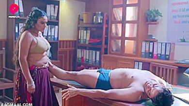 Indian Chubby Woman Erotic Video