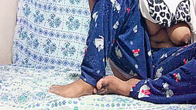 Indian Stepmom And Stepdad Sex Xnxx