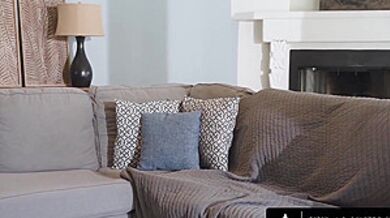 Horny Babe Cums In Casey Calverts Mouth During Their First Date