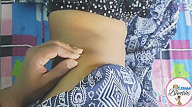 1 Aunty Took Massage From With Panty And Had Of Fun