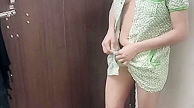 Muslim Girlfriend Ko Bathroom Me Pakad Ke Jabar Dasti Pel Diya