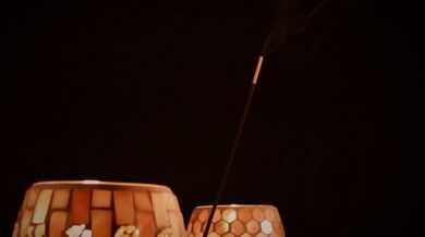 ASMR Historia de Claudia/ COJO CON MI HERMANASTRO en la SALA!! ????????