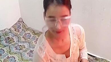 Big Stepbrother Ne Meri Chut Jabar Dast Maari