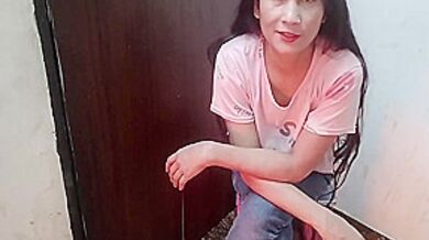 Stepsister In Law Ko Jabar Chuchi Daba Daba Kar Pela