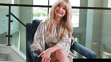 Ariel Demure In Trans Hottie Rails Cute Blondie