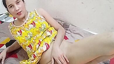 Bhabhi Ko Akele Dekh Kar Piche Se Pakad Ke Chod Diya