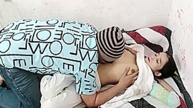 Mere Stepbrother Mujhe Roj Chodte Hai