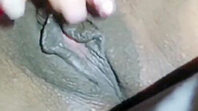 Dildoqueen Masturbating