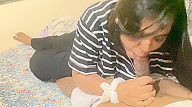 Sexxy Bhavi Suddenly Came And Took Out The Water Of Devar. Bhavis Hands Sex Out With Mouth Milk