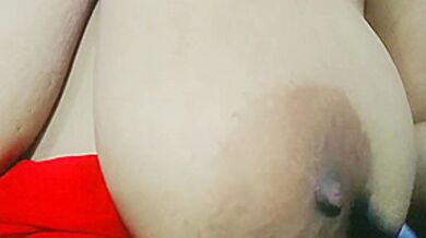 Big Fat Boobs With Red Bra