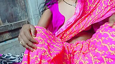 Desi Hungry And Sucking - Village Bhabhi