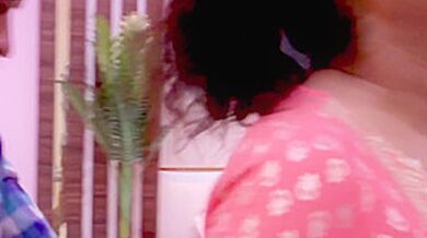 Salman Khan Ki Bahan Ko Pel Diya