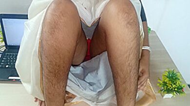 Married Women Office Romance With Malayala Saree