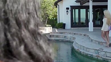 River Lynn - Blonde Hottie Rides Ts Pool Cleaners