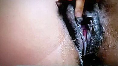 Horny And Wet Pussy Show When She Is In Heat