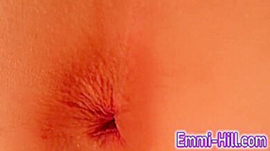 Teen 18+ Asshole Close Up! Tight Ass, Huge Labia Pussy