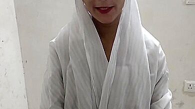 Chacha Jaan Meri Jabar Dasti Pela Doodh Daba Kar