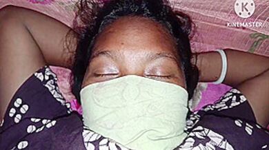 Soye Hue Bhabhi Ko Uthakar Gand Chudai Ki