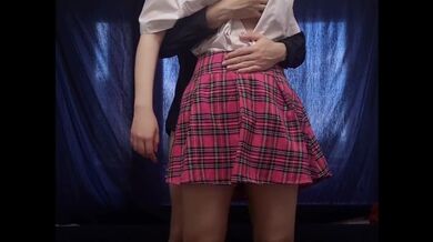 LA FIGA STRETTA E BAGNATA DI UNA SCUOLA ASIATICA TIMIDA GIOIA IL MIO CAZZO