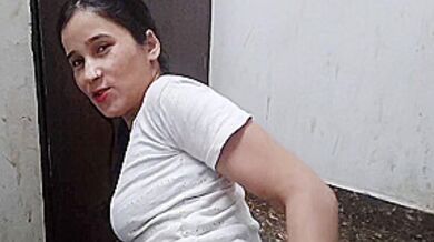 Pakistan Ki Bhabhi Ko Ghar Pe Bulakar Jabar Dasti Pela