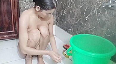 Muslim Girlfriend Ke Bathroom Me Cc Tv Camera Lga Diya