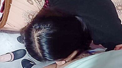 I Go Into My Girlfriends Room And We In Silecio