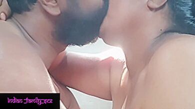 Liplock Kissssssss. Original Audio