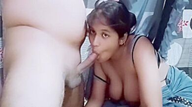 Desi Saree Bhabhi Suck Cock