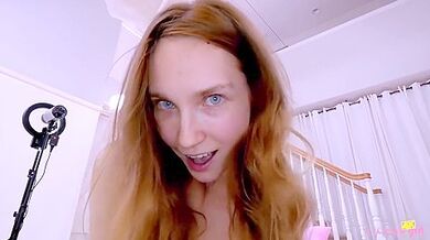 Claire Roos, Casting