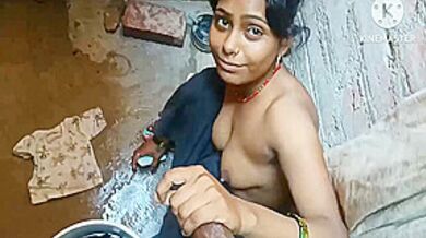 Padosi Sex In Bathroom Fuck - Devar Bhabhi