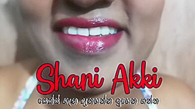 Sri Lankan Mature Milf Pee In The Bathroom