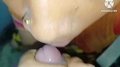 Couples Bowlojob In Hall