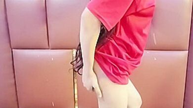 Chachi Ko Oyo Hotel Me Choda Pakada Gya