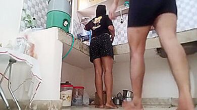 Desi Bhabhi Ki Kitchen Me Chudai