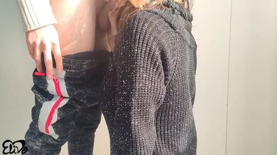 Gola profonda e sborrata dopo un mese di quarantena